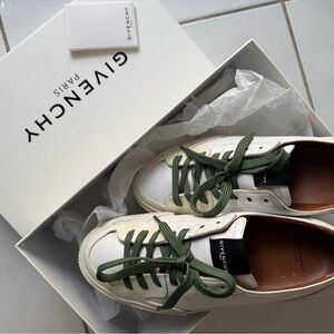 Givenchy White Leather Sneakers with Olive Laces